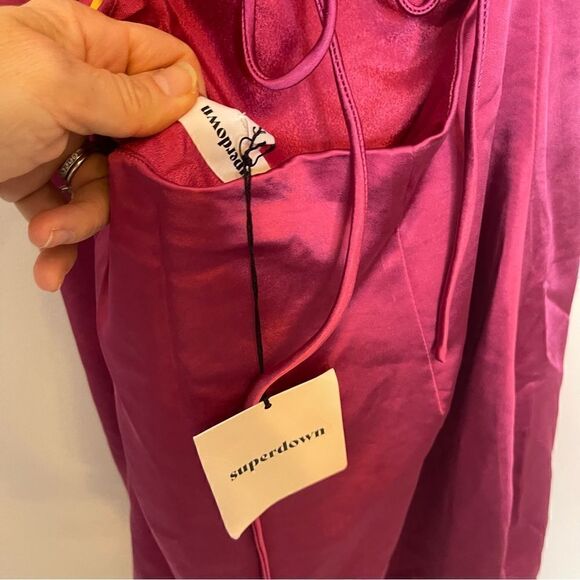 Superdown julieta mini dress in Maroon size Medium flawed NWT - Picture 9 of 10